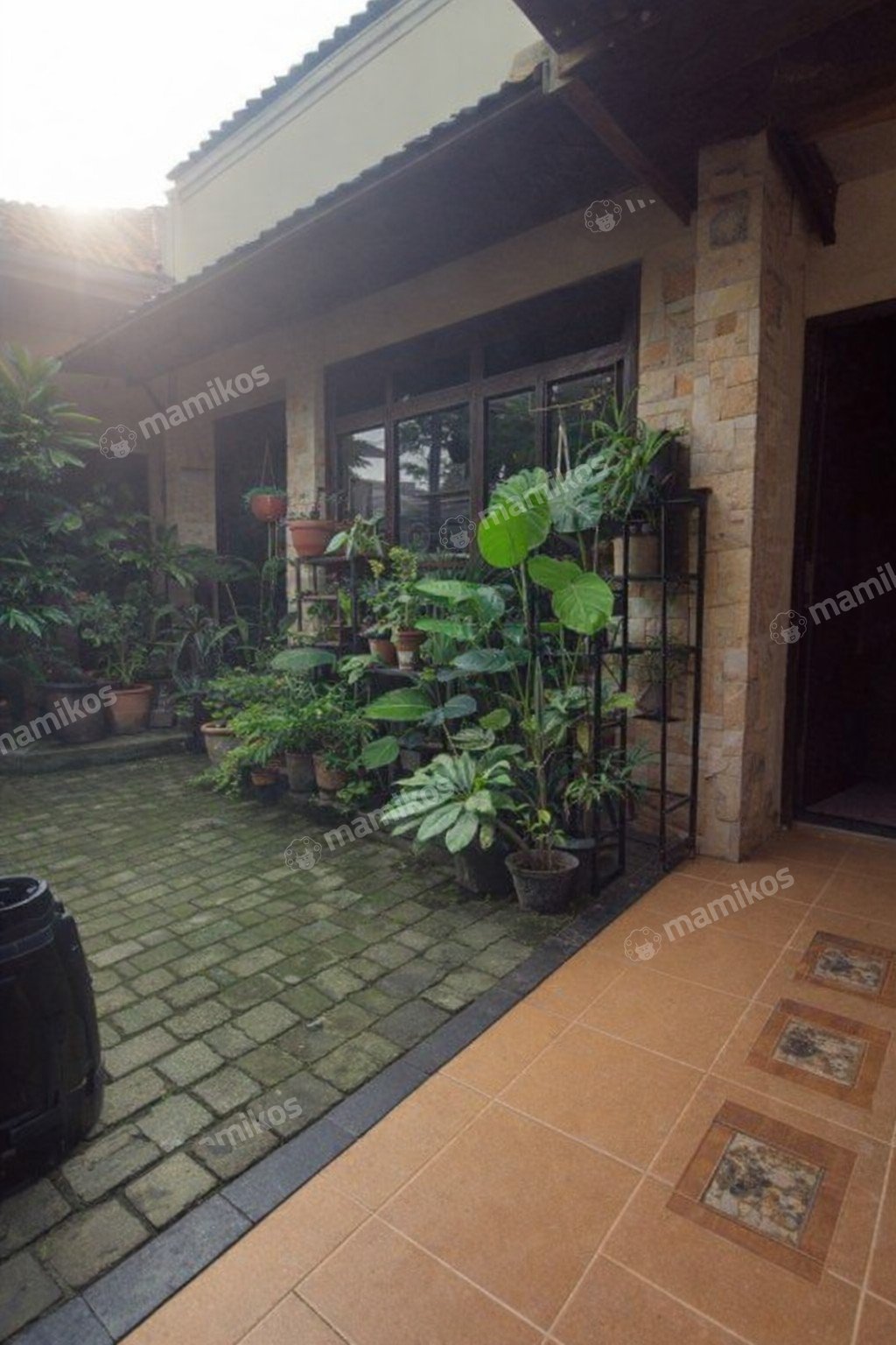 Rumah Sertifikat SHM 5 Kamar Tidur 4 Kamar Mandi Lebak Bulus Jakarta Selatan - Photo 3