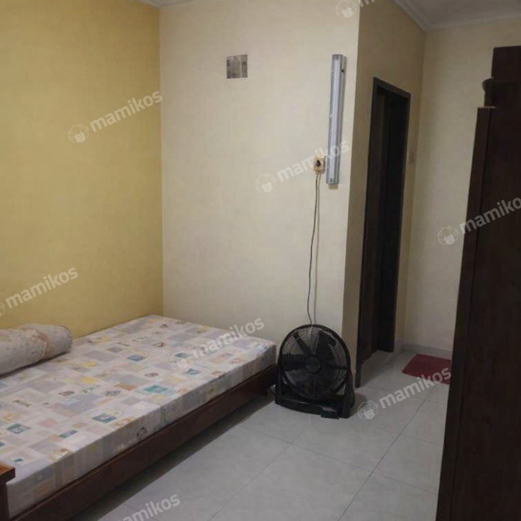 Rumah Sertifikat SHM 4 Kamar Tidur 4 Kamar Mandi Kelapa Gading Jakarta Utara - Photo 2
