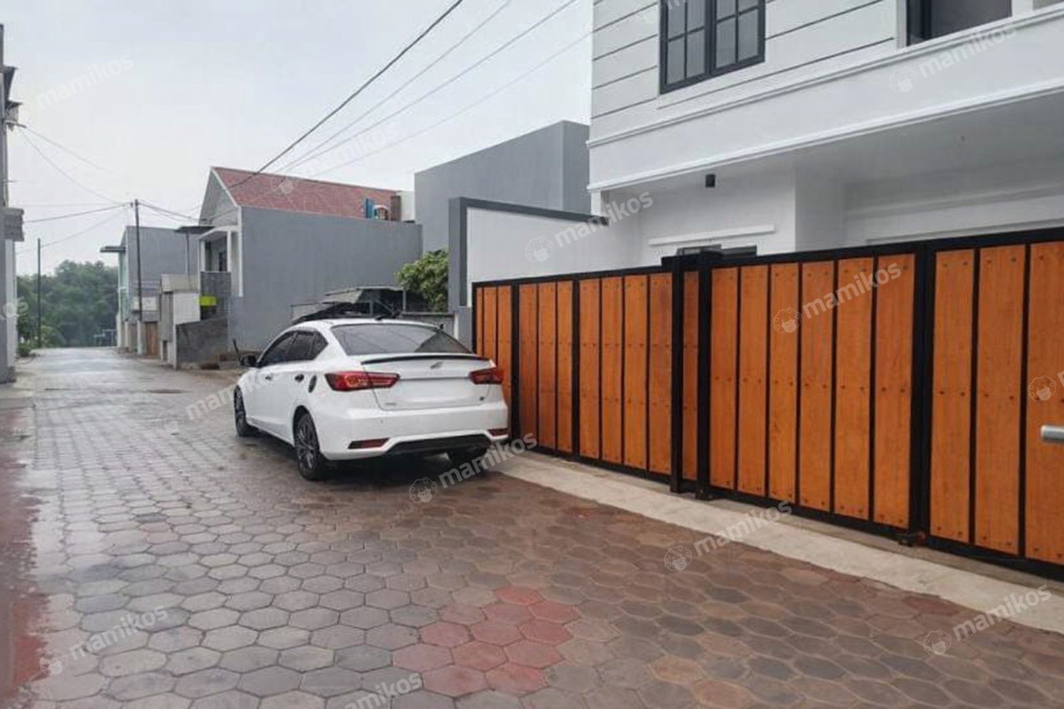 Rumah Sertifikat SHM 4 Kamar Tidur 4 Kamar Mandi Setu Jakarta Timur