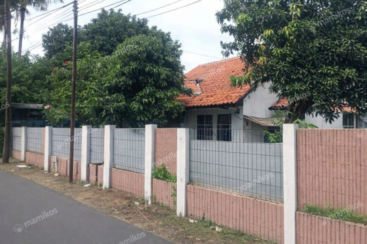 Rumah Sertifikat SHM 5 Kamar Tidur 3 Kamar Mandi Cibubur Jakarta Timur