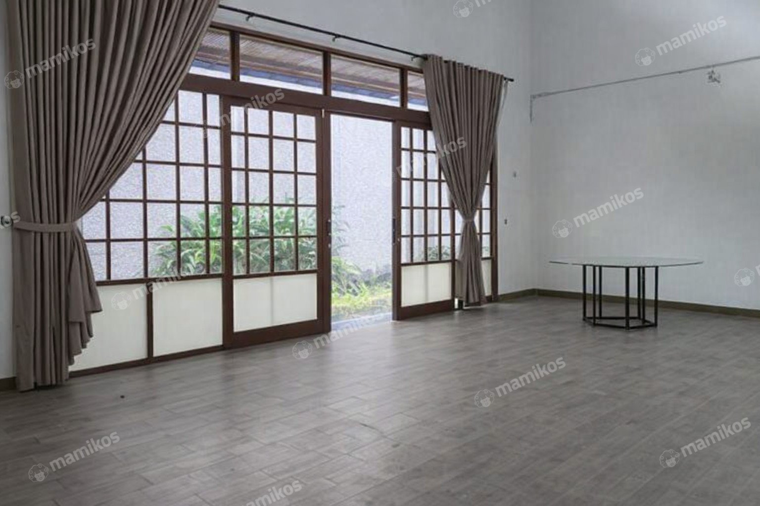 Rumah Sertifikat SHM 1 Kamar Tidur 4 Kamar Mandi Kebayoran Baru Jakarta Selatan