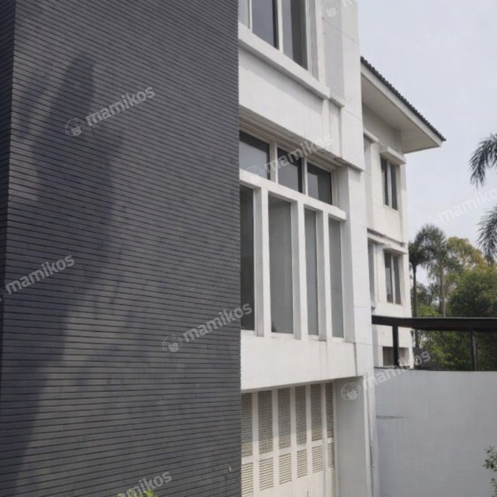 Rumah Sertifikat SHM 5 Kamar Tidur 5 Kamar Mandi Kelapa Gading Jakarta Utara