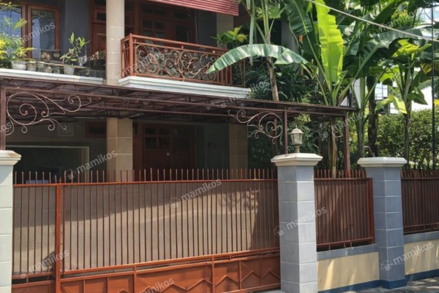 Rumah 5KT 3KM Senayan Jakarta Selatan