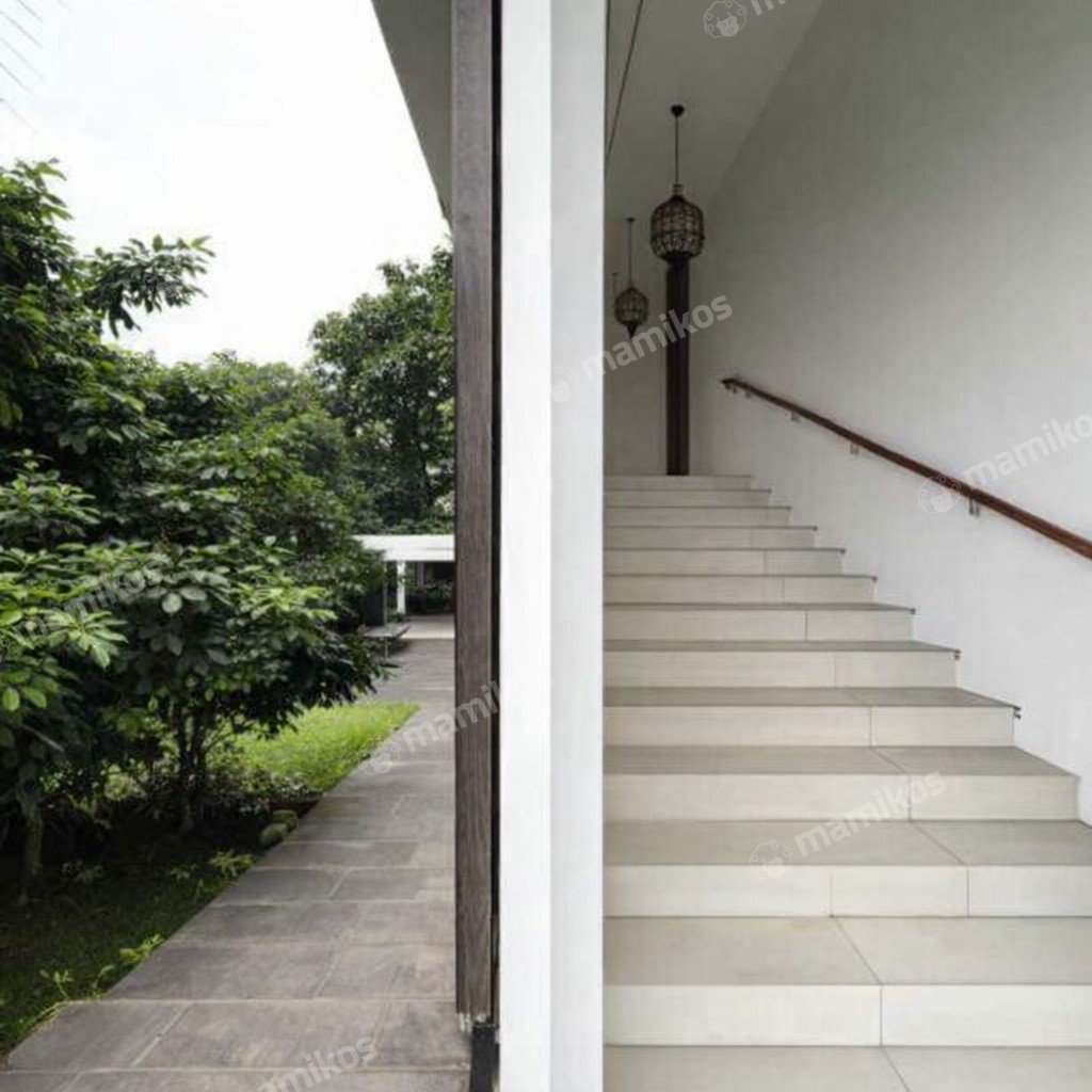 Rumah 6 Kamar Tidur 5 Kamar Mandi 2 Lantai Kebayoran Baru Jakarta Selatan - Photo 2