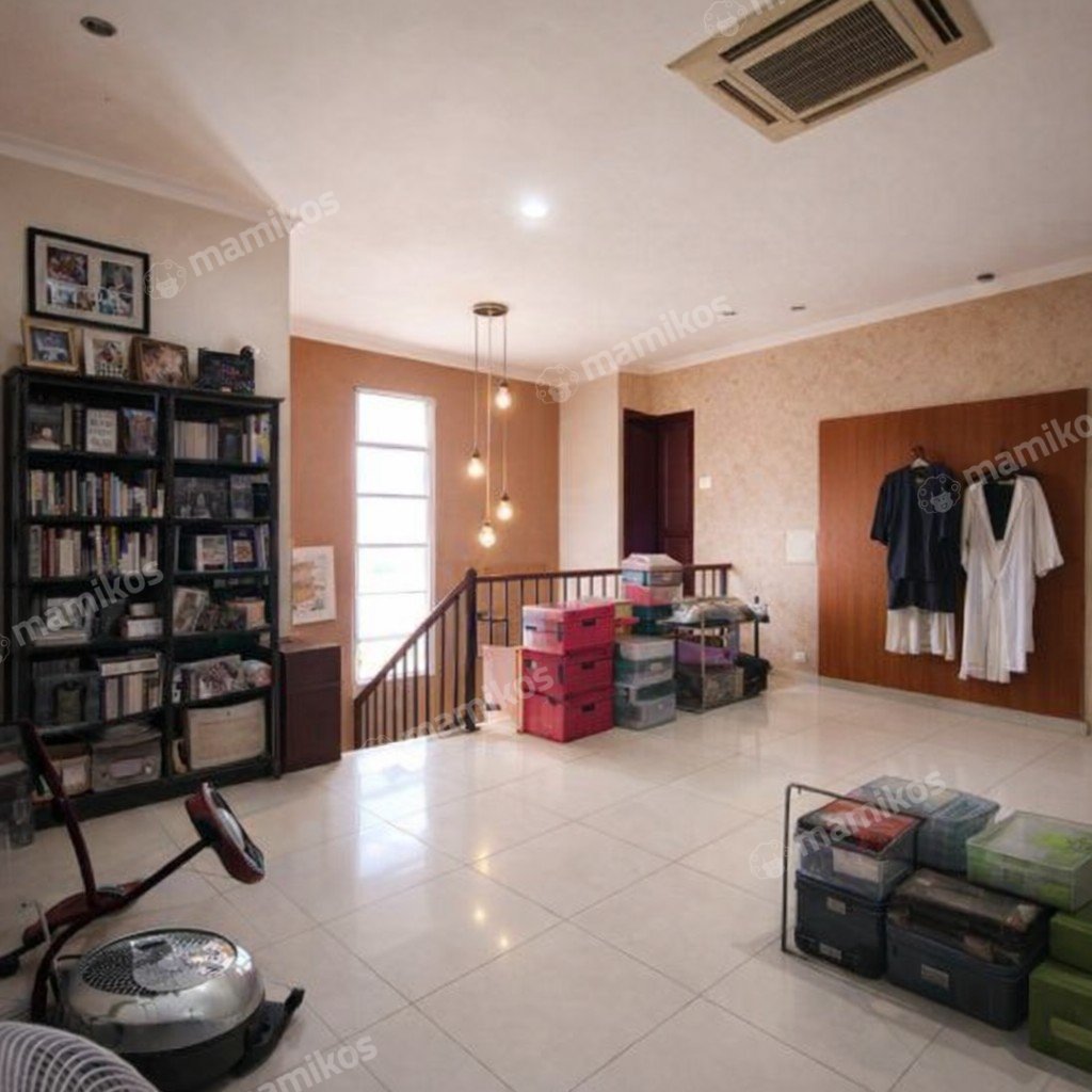 Rumah Sertifikat SHM 5 Kamar Tidur 5 Kamar Mandi Kebayoran Baru Jakarta Selatan - Photo 2