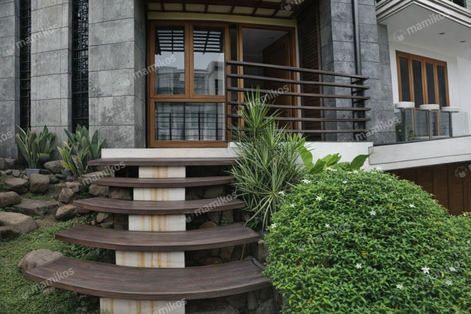 Rumah 5 Kamar Tidur 4 Kamar Mandi 3 Lantai Kelapa Gading Jakarta Utara