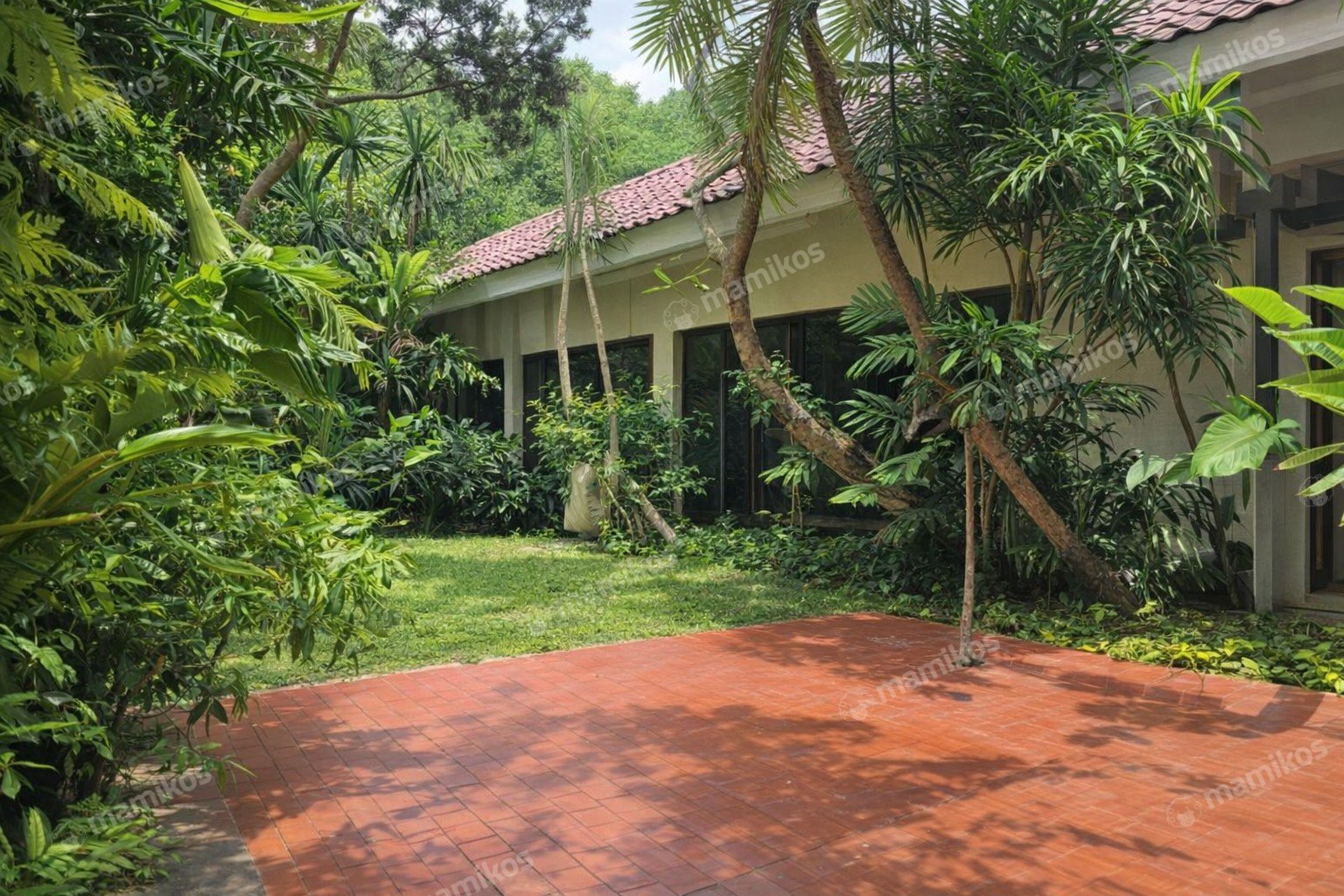 Rumah Sertifikat SHM 4 Kamar Tidur 3 Kamar Mandi Bangka Jakarta Selatan