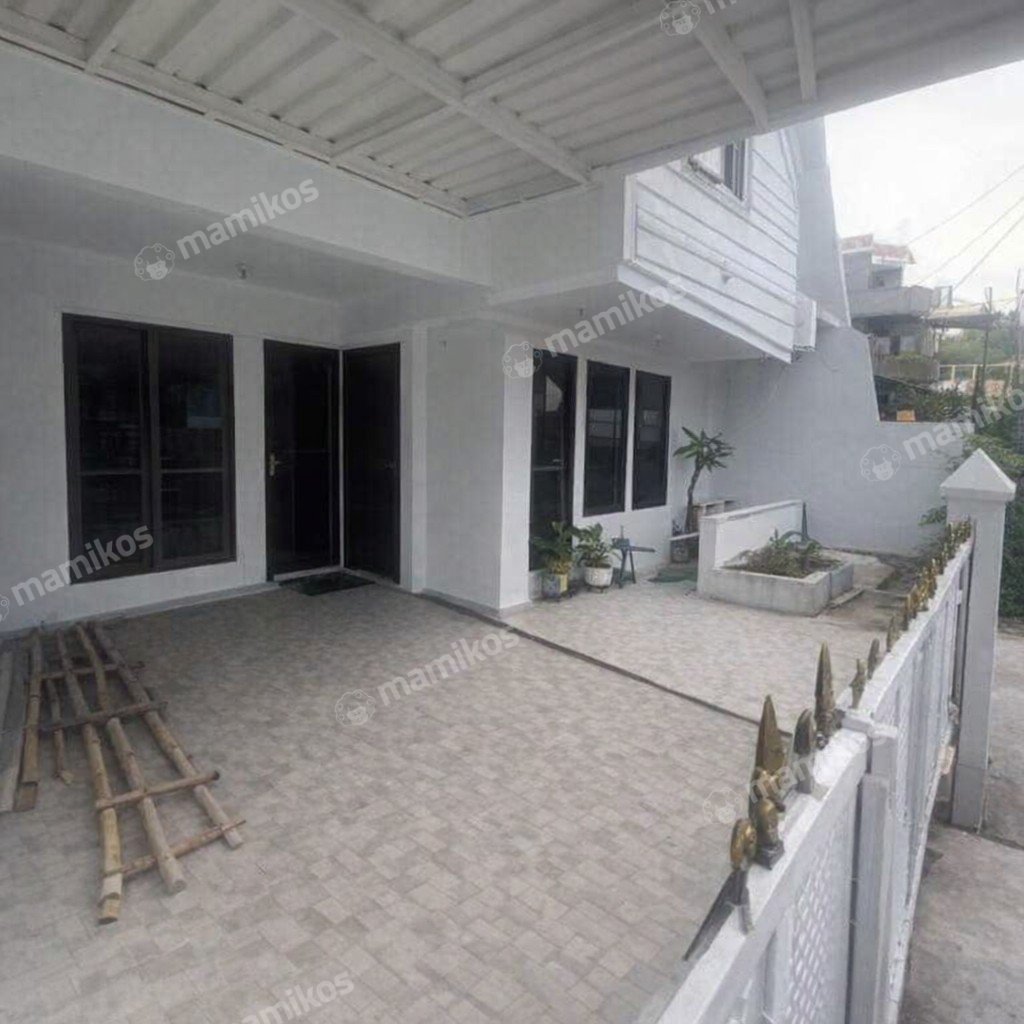 Rumah Sertifikat SHM 4 Kamar Tidur 3 Kamar Mandi Rawamangun Jakarta Timur - Photo 2