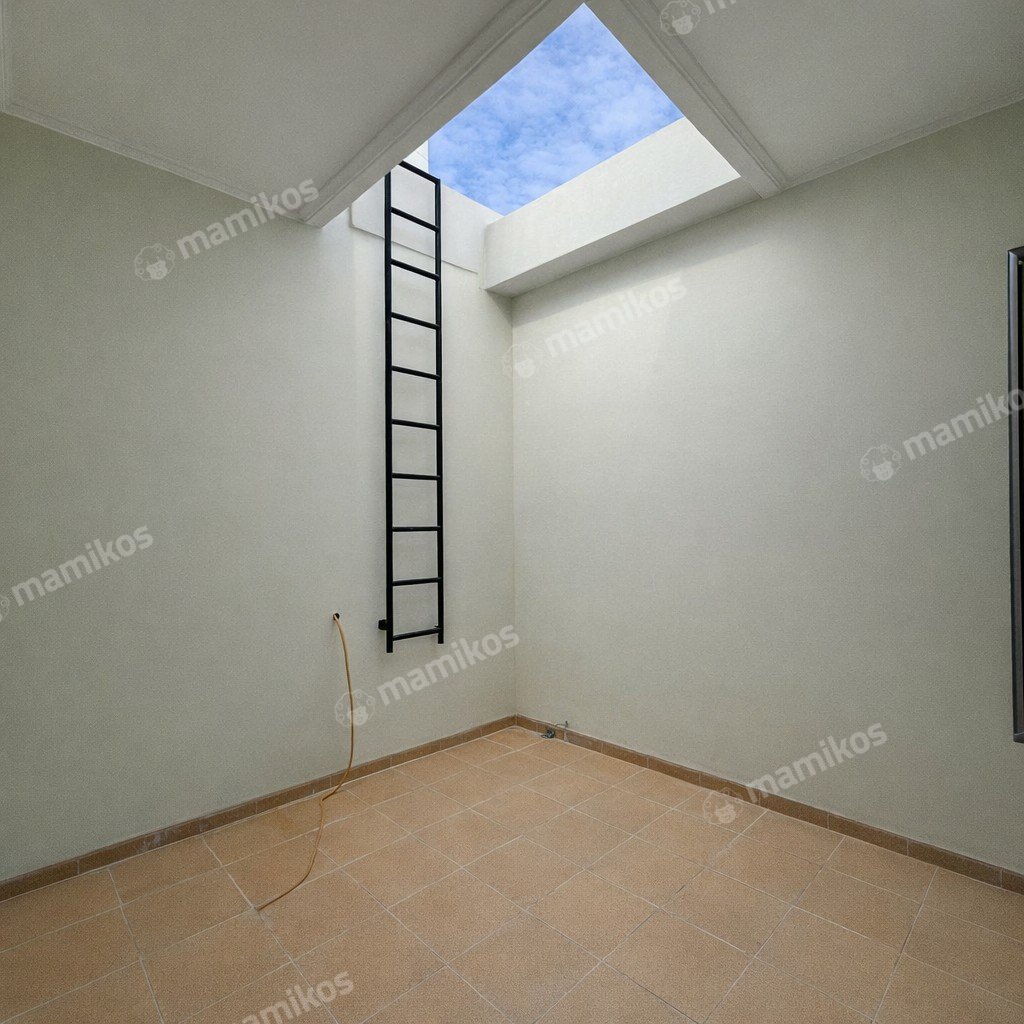 Rumah Sertifikat SHM 3 Kamar Tidur 3 Kamar Mandi Taman Ratu Jakarta Barat - Photo 4