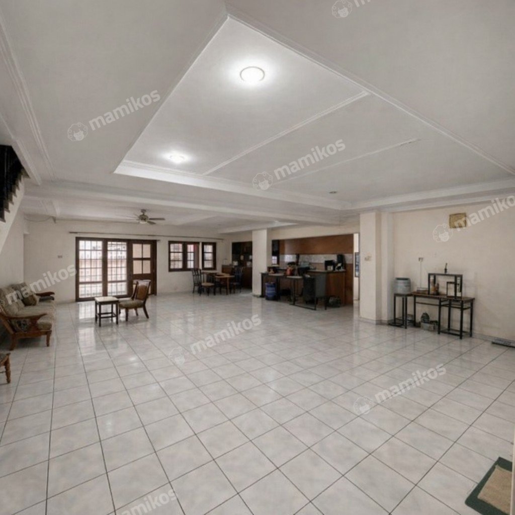 Rumah Sertifikat SHM 5 Kamar Tidur 5 Kamar Mandi Kebon Jeruk Jakarta Barat - Photo 2
