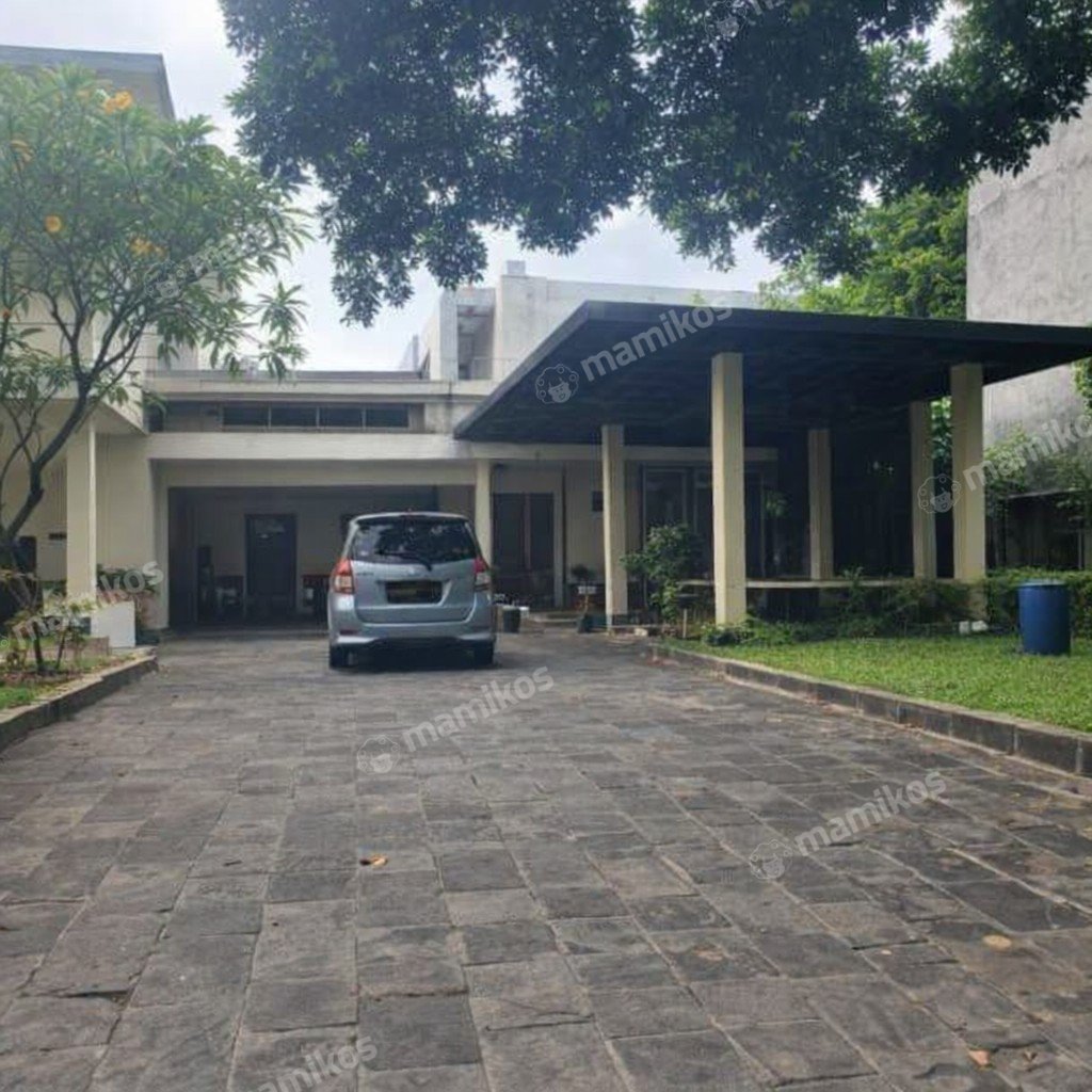 Rumah Sertifikat SHM 7 Kamar Tidur 7 Kamar Mandi Kebayoran Baru Jakarta Selatan - Photo 2