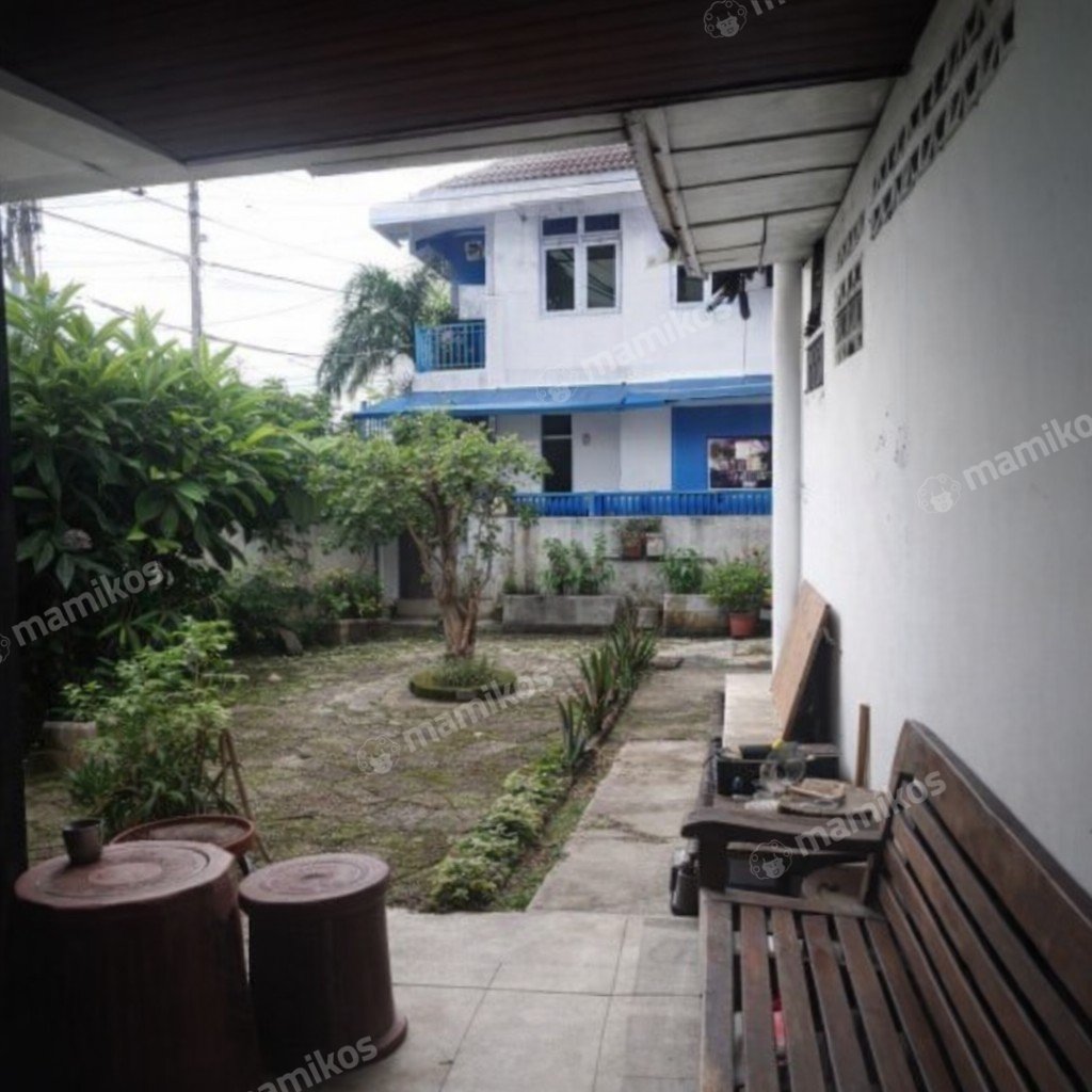 Rumah 6 Kamar Tidur 3 Kamar Mandi 1 Lantai Kayu Putih Jakarta Timur - Photo 2