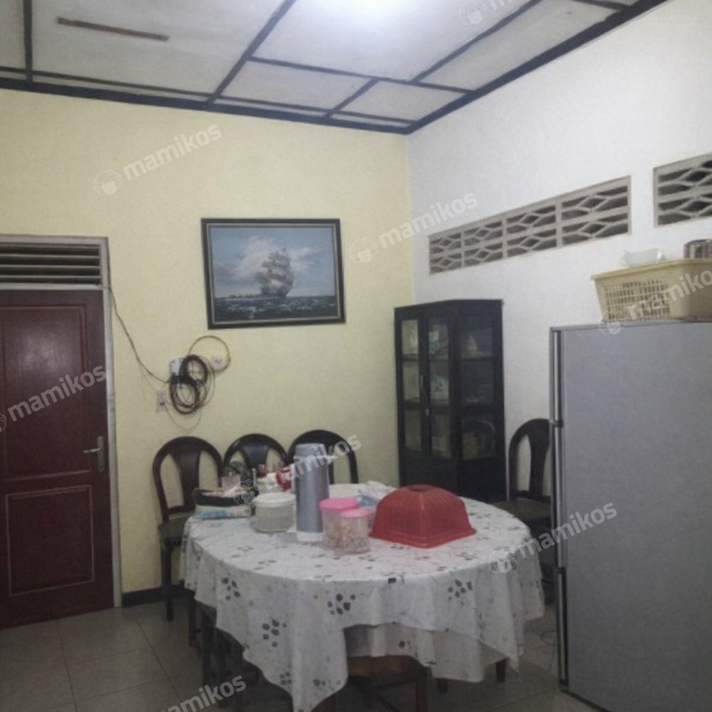 Rumah 6 Kamar Tidur 3 Kamar Mandi 1 Lantai Kayu Putih Jakarta Timur - Photo 3