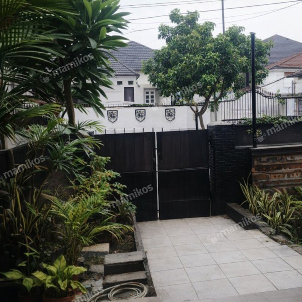 Rumah 6 Kamar Tidur 3 Kamar Mandi 1 Lantai Kayu Putih Jakarta Timur - Photo 4