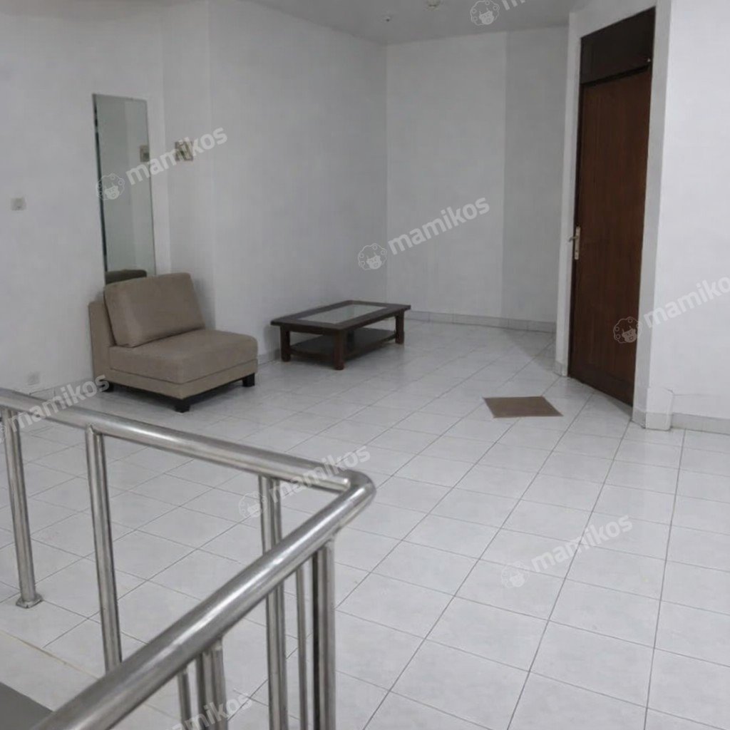 Rumah Sertifikat SHM 6 Kamar Tidur 5 Kamar Mandi Kembangan Jakarta Barat - Photo 4