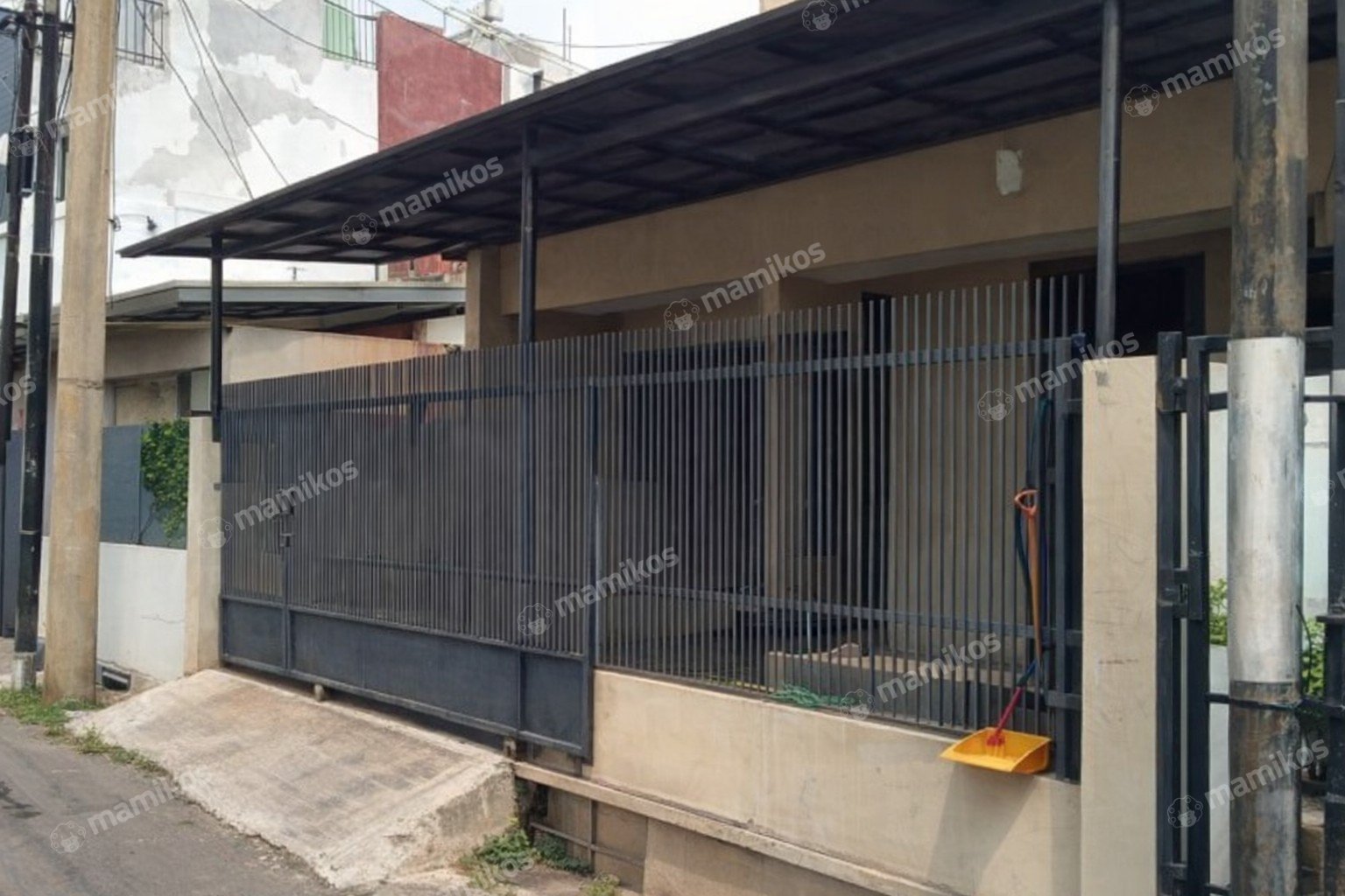 Rumah Sertifikat SHM 2 Kamar Tidur 1 Kamar Mandi Green Ville Jakarta Barat