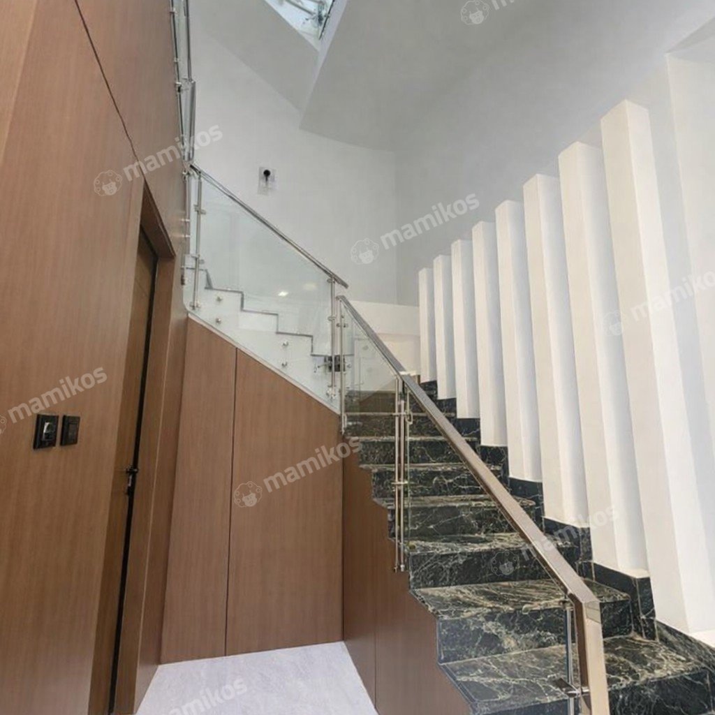 Rumah Sertifikat SHM 4 Kamar Tidur 3 Kamar Mandi Pantai Indah Kapuk Jakarta Utara - Photo 2