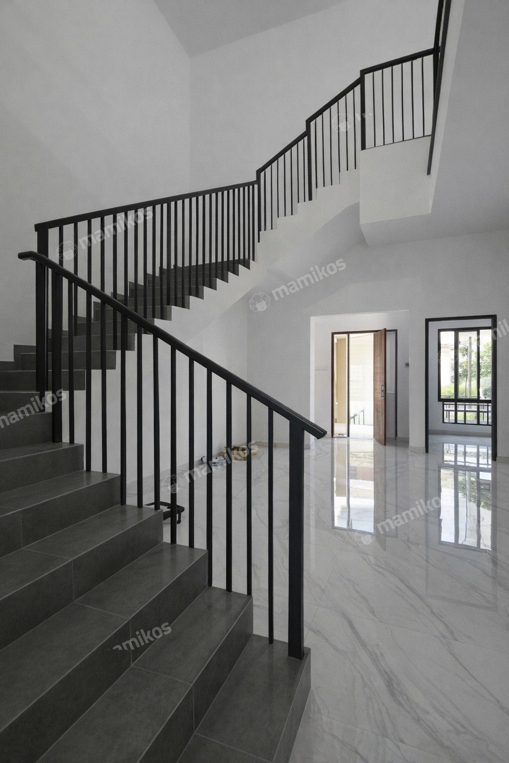Rumah 3 Kamar Tidur 3 Kamar Mandi 2 Lantai Meruya Jakarta Barat - Photo 2