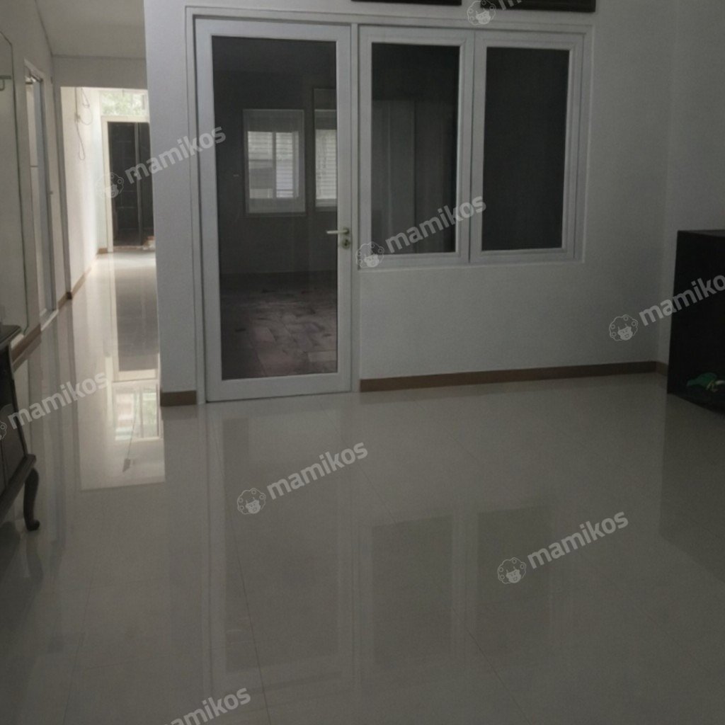 Rumah Sertifikat SHM 7 Kamar Tidur 5 Kamar Mandi Kayu Putih Jakarta Timur - Photo 3