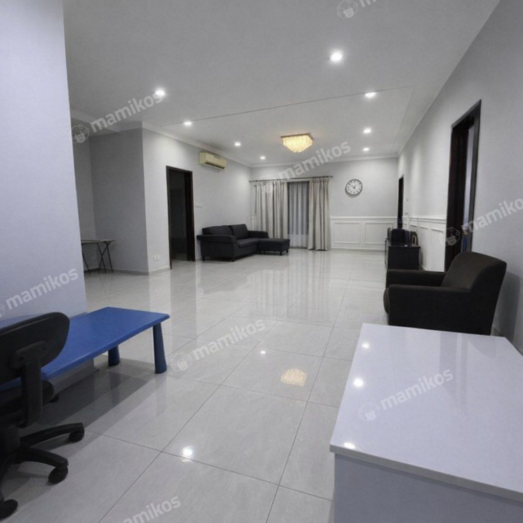 Rumah Sertifikat SHM 6 Kamar Tidur 5 Kamar Mandi Pulomas Jakarta Timur - Photo 2