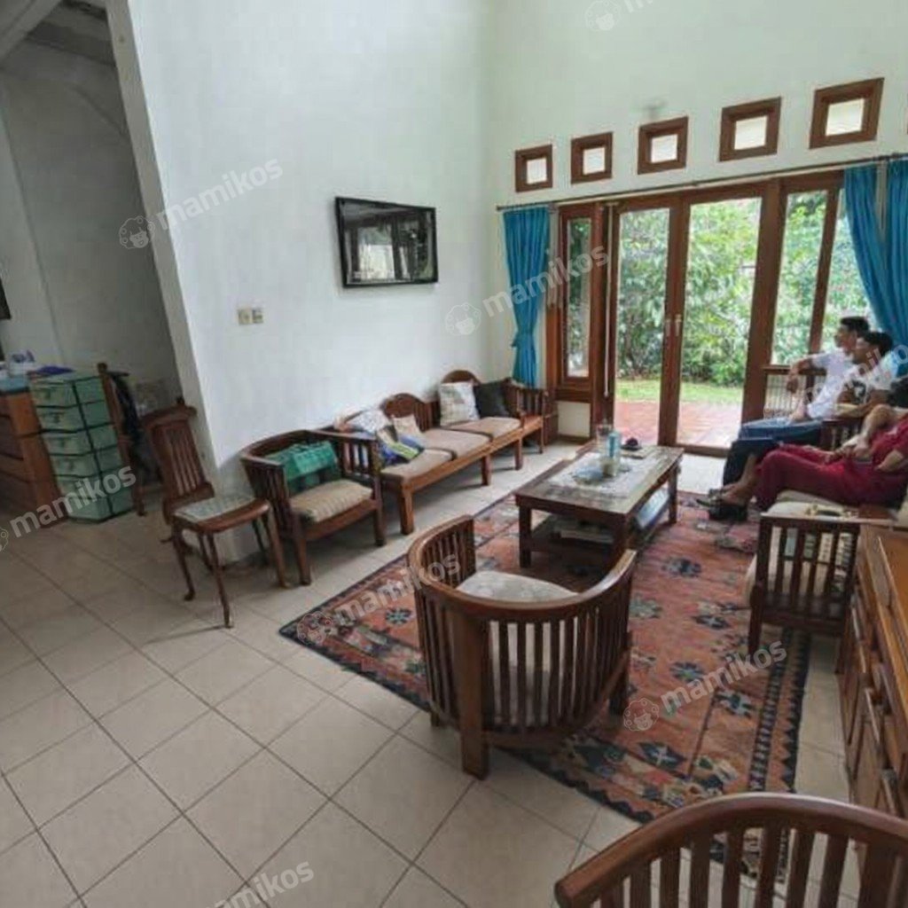 Rumah Sertifikat SHM 4 Kamar Tidur 3 Kamar Mandi Pondok Kelapa Jakarta Timur - Photo 2