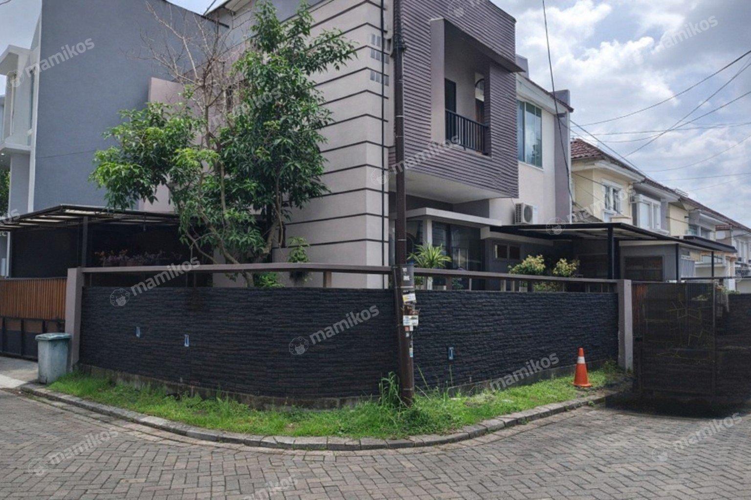 Rumah Sertifikat SHM 3 Kamar Tidur 2 Kamar Mandi Citra Garden Jakarta Barat