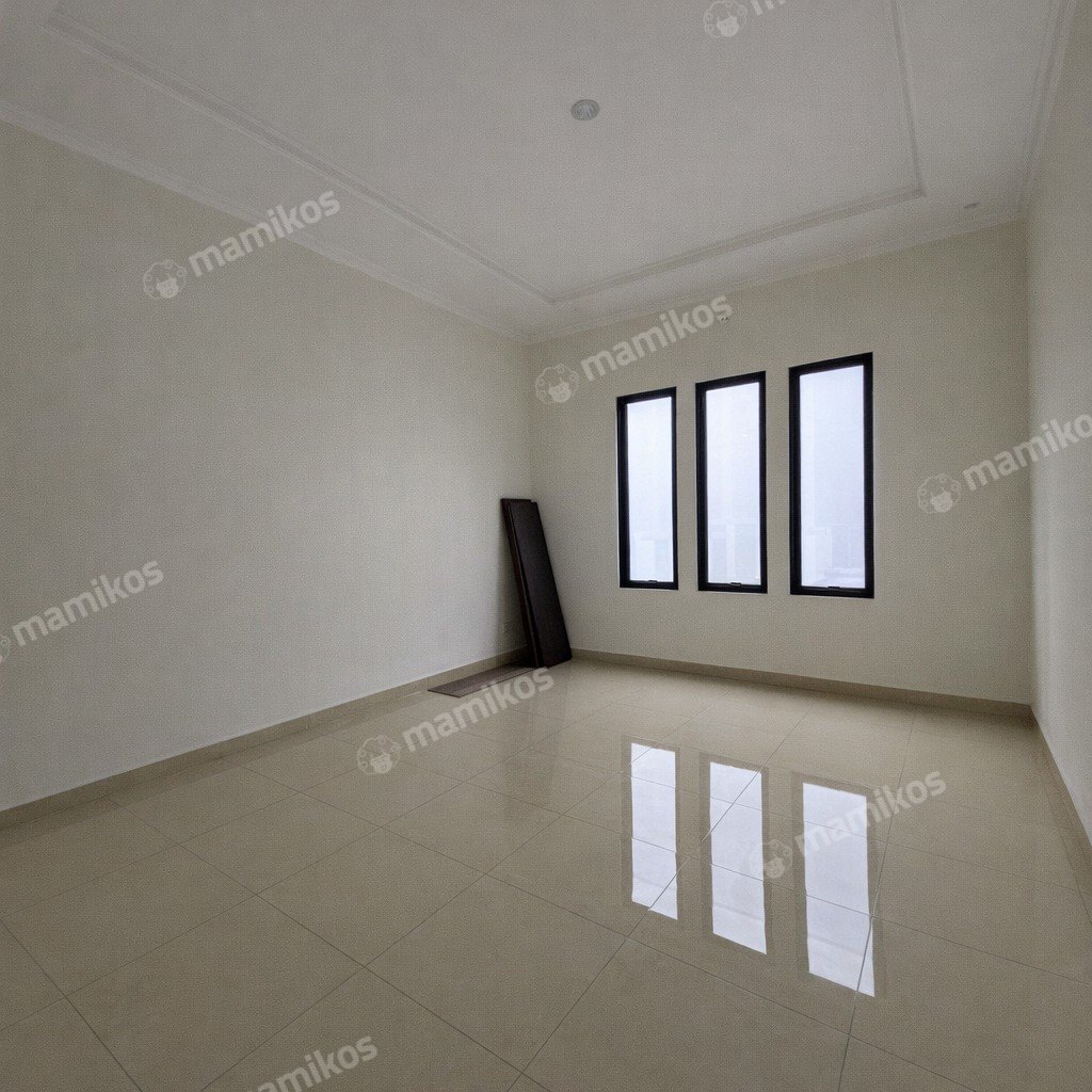 Rumah Sertifikat SHM 4 Kamar Tidur 4 Kamar Mandi Duren Sawit Jakarta Timur - Photo 5