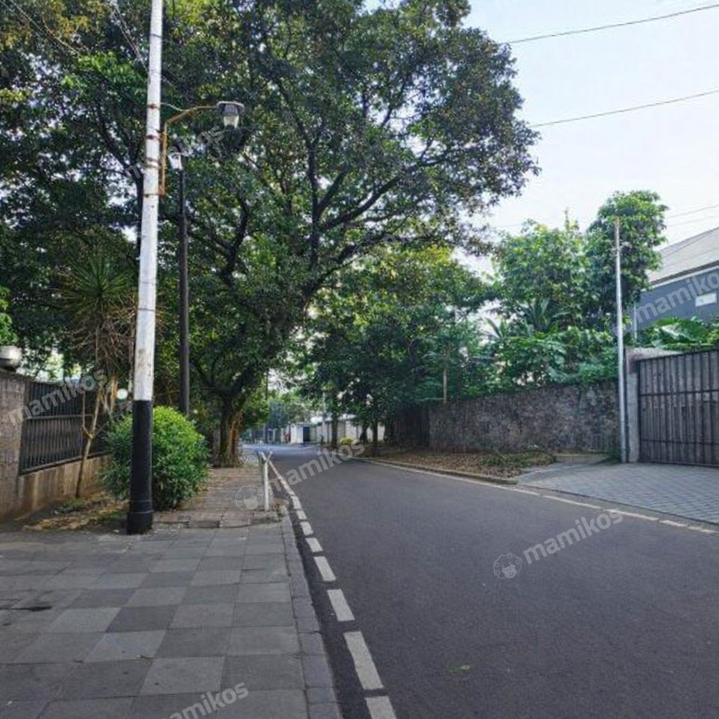 Rumah Sertifikat SHM 4 Kamar Tidur 3 Kamar Mandi Kebayoran Baru Jakarta Selatan