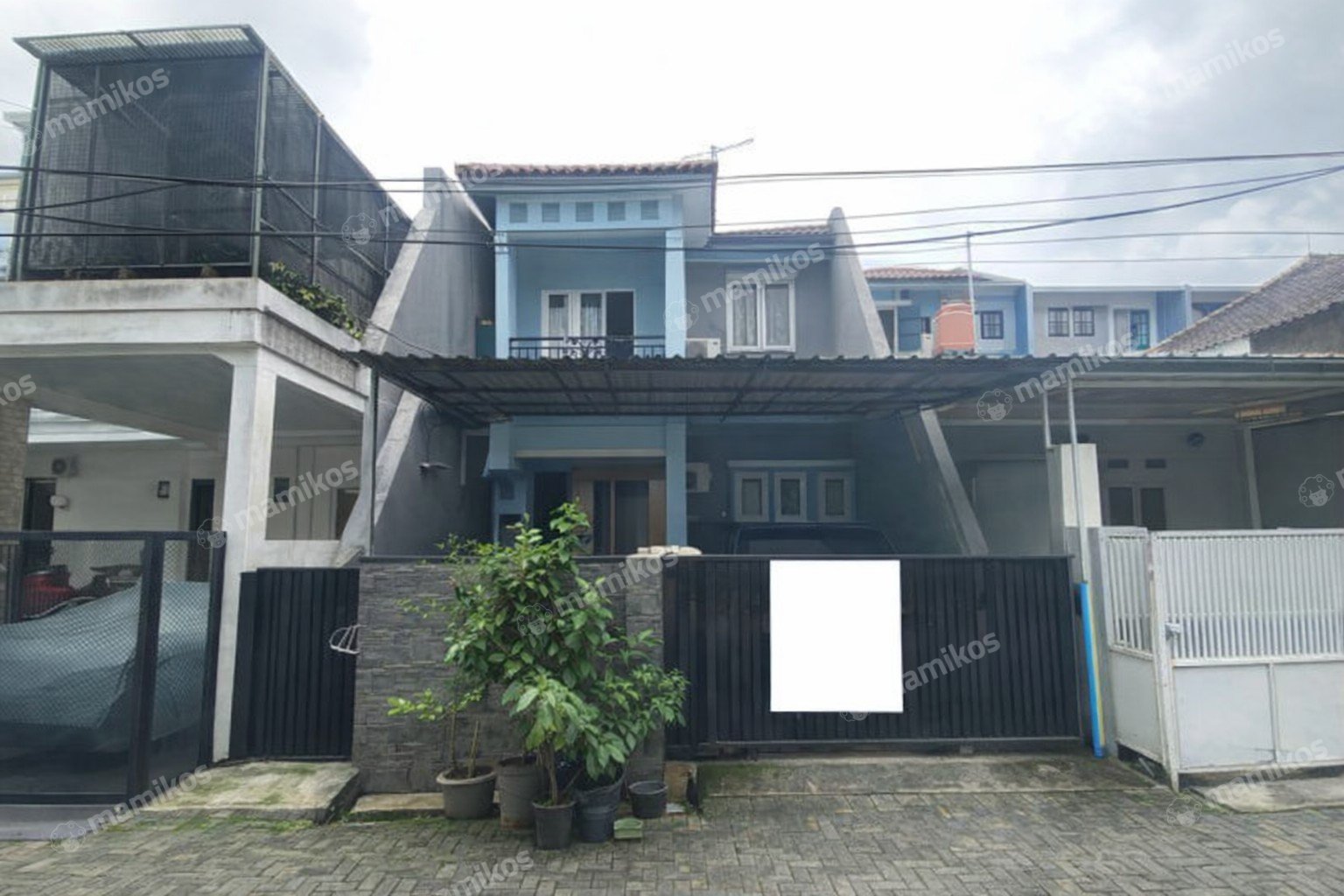 Rumah Sertifikat SHM 4 Kamar Tidur 3 Kamar Mandi Kramat Jati Jakarta Timur