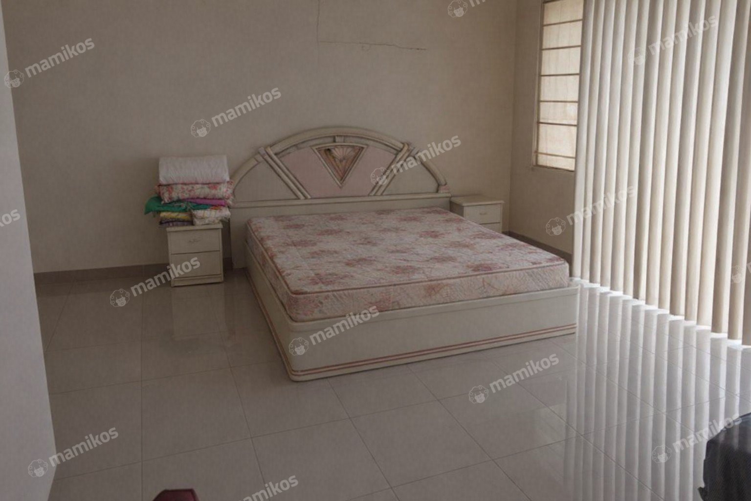 Rumah Sertifikat SHM 4 Kamar Tidur 3 Kamar Mandi Green Lake City Jakarta Barat - Photo 4