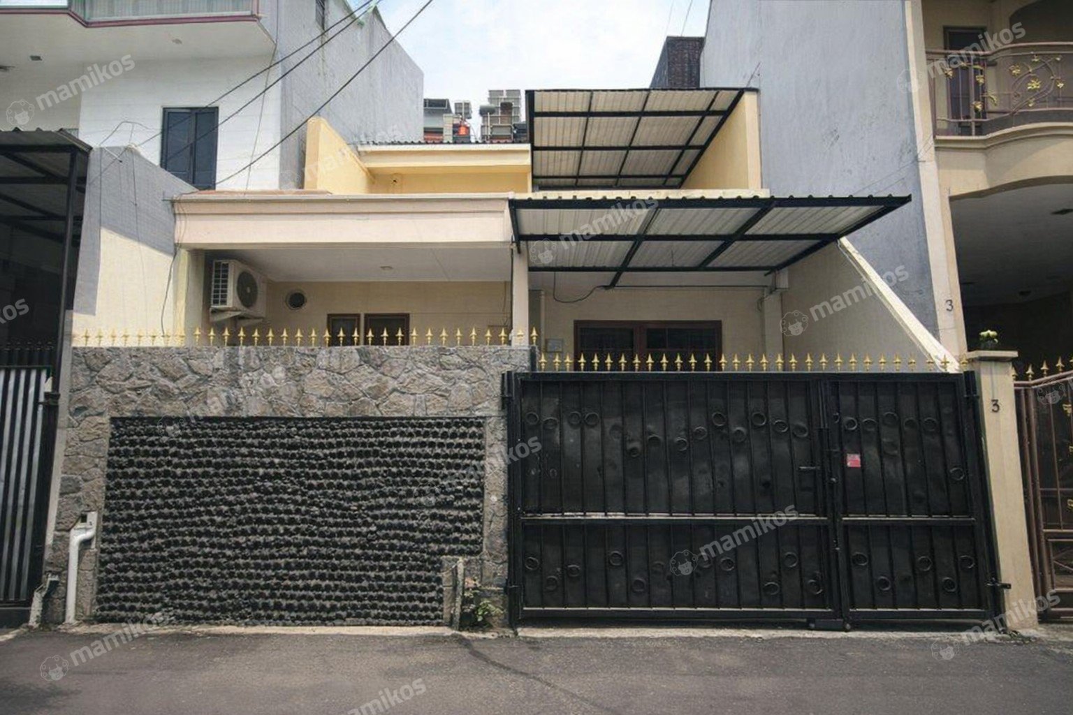Rumah Sertifikat SHM 3 Kamar Tidur 2 Kamar Mandi Tanjung Duren Jakarta Barat