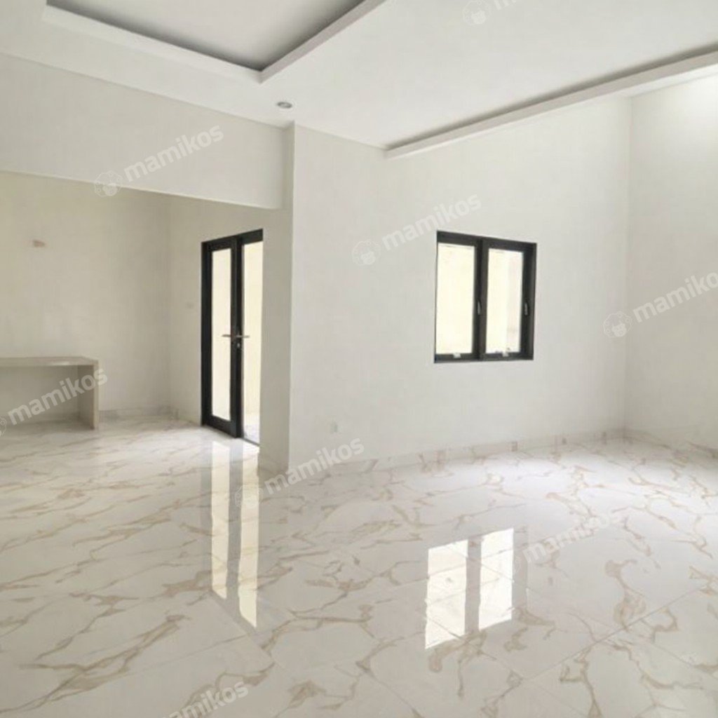 Rumah Sertifikat SHM 4 Kamar Tidur 3 Kamar Mandi Kota Wisata Jakarta Timur - Photo 2