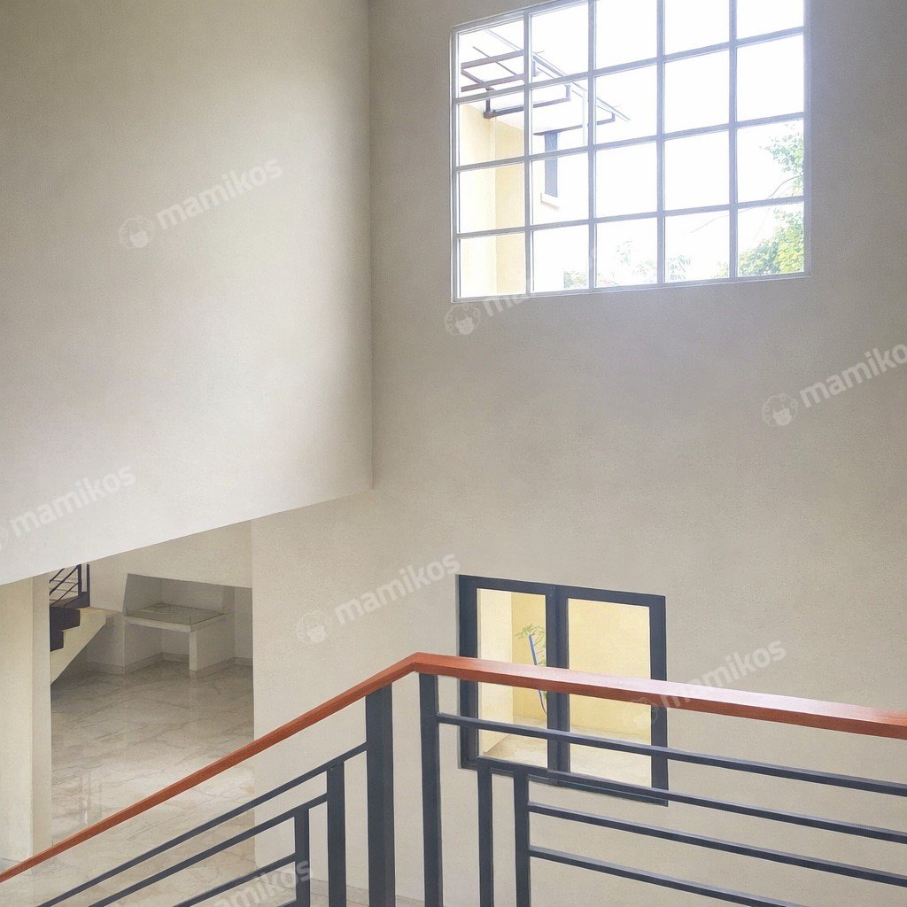 Rumah Sertifikat SHM 4 Kamar Tidur 3 Kamar Mandi Kota Wisata Jakarta Timur - Photo 4