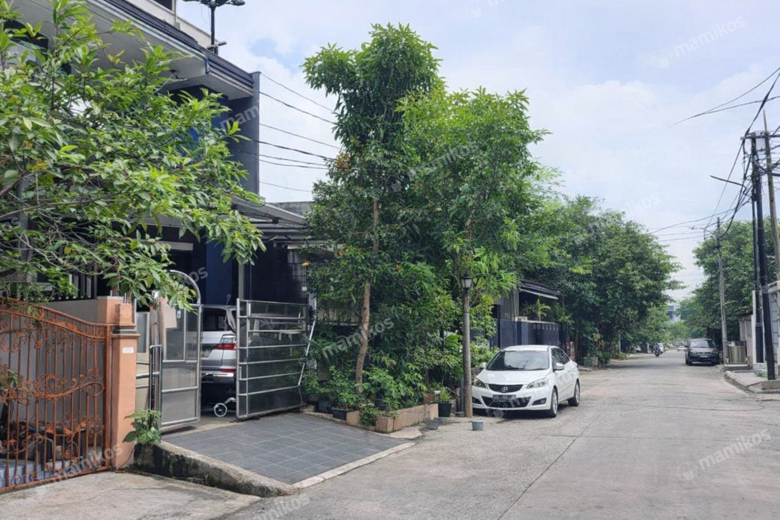 Rumah Sertifikat SHM 7 Kamar Tidur 5 Kamar Mandi Sunter Jakarta Utara