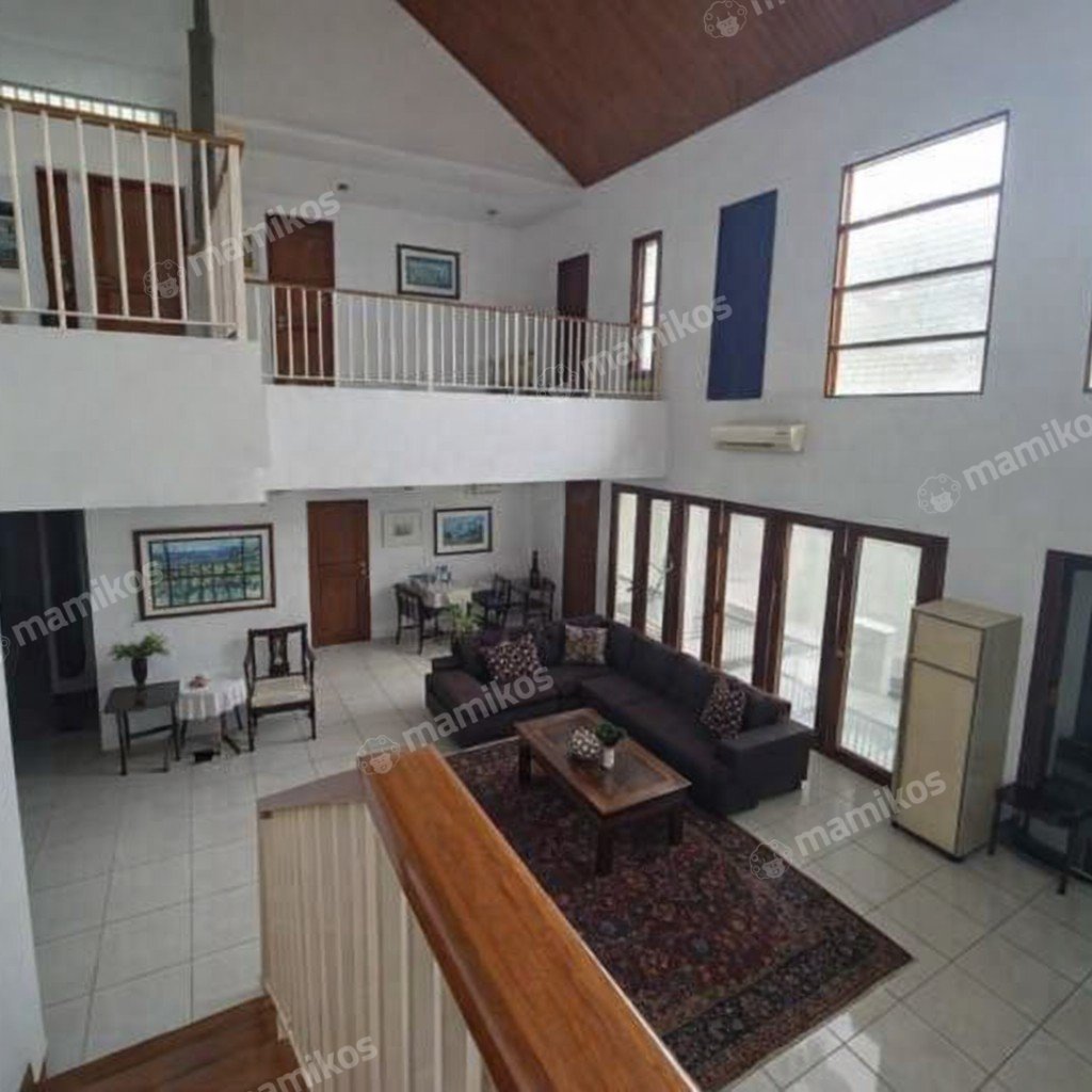 Rumah Sertifikat SHM 5 Kamar Tidur 4 Kamar Mandi Kemang Jakarta Selatan - Photo 2