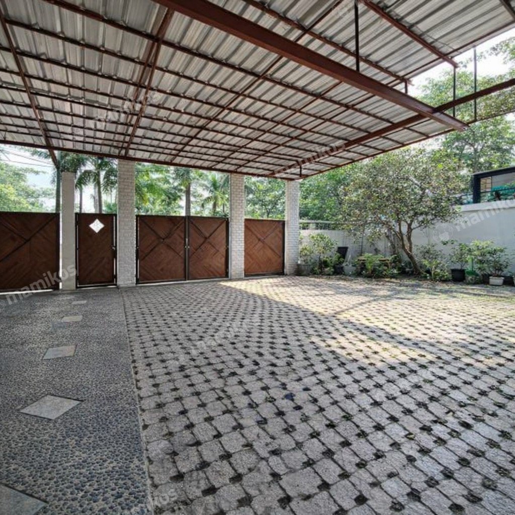 Rumah Sertifikat SHM 3 Kamar Tidur 3 Kamar Mandi Kebayoran Baru Jakarta Selatan - Photo 2
