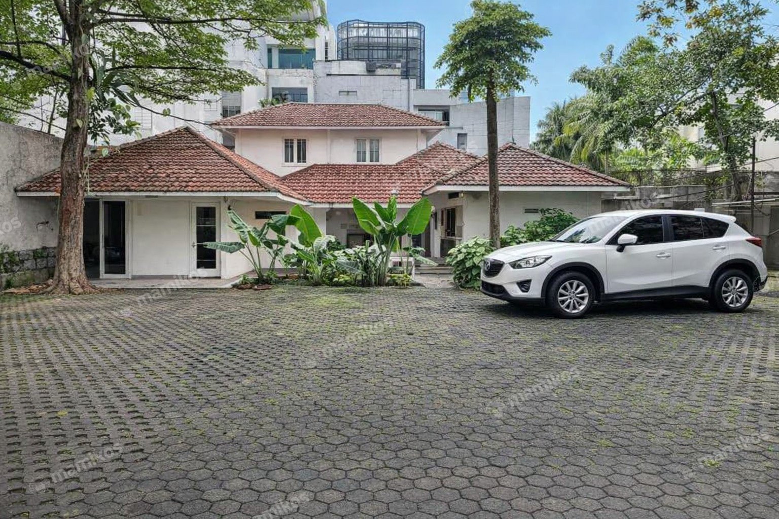 Rumah Sertifikat SHM 7 Kamar Tidur 4 Kamar Mandi Mampang Prapatan Jakarta Selatan