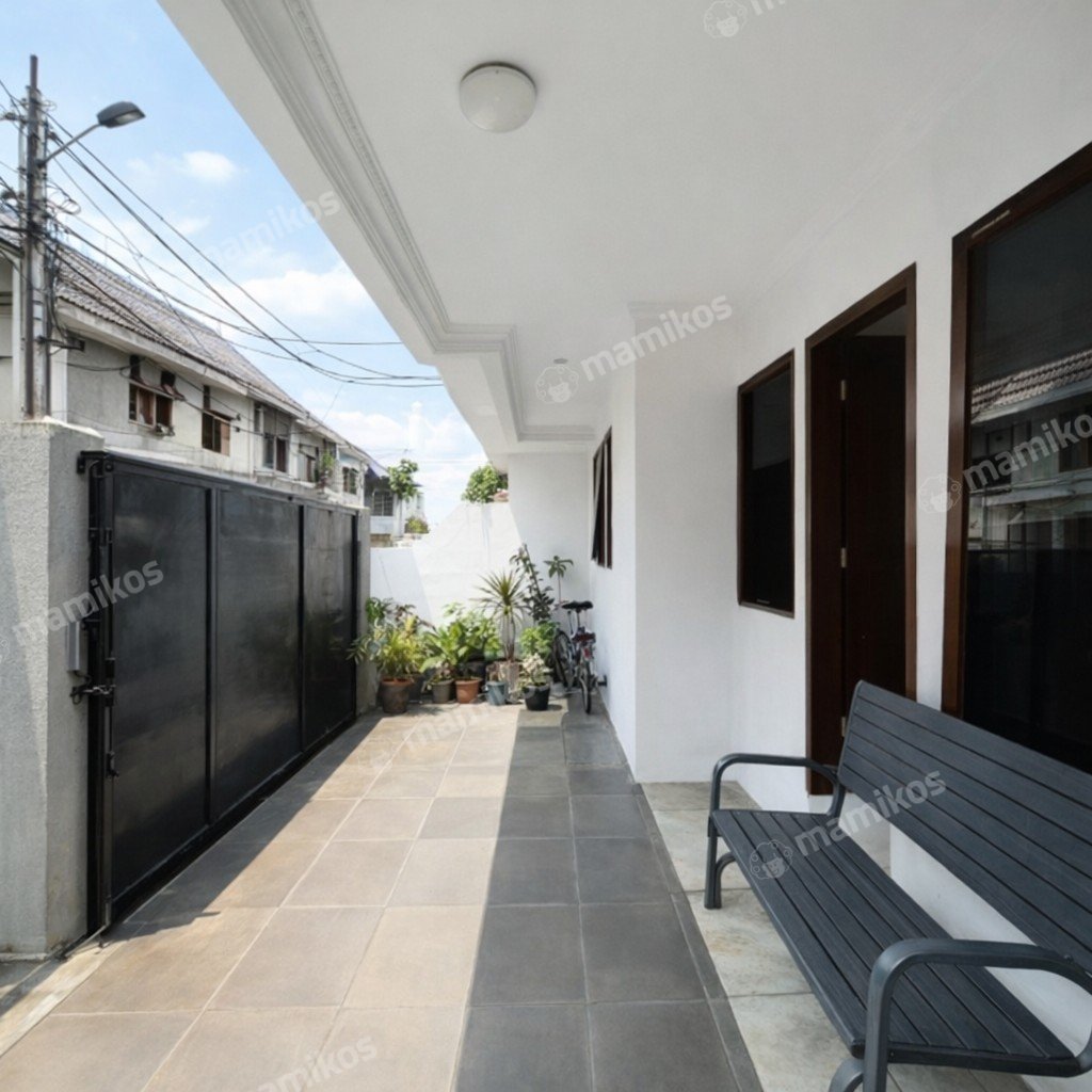 Rumah Sertifikat SHM 4 Kamar Tidur 2 Kamar Mandi Tebet Jakarta Selatan - Photo 2