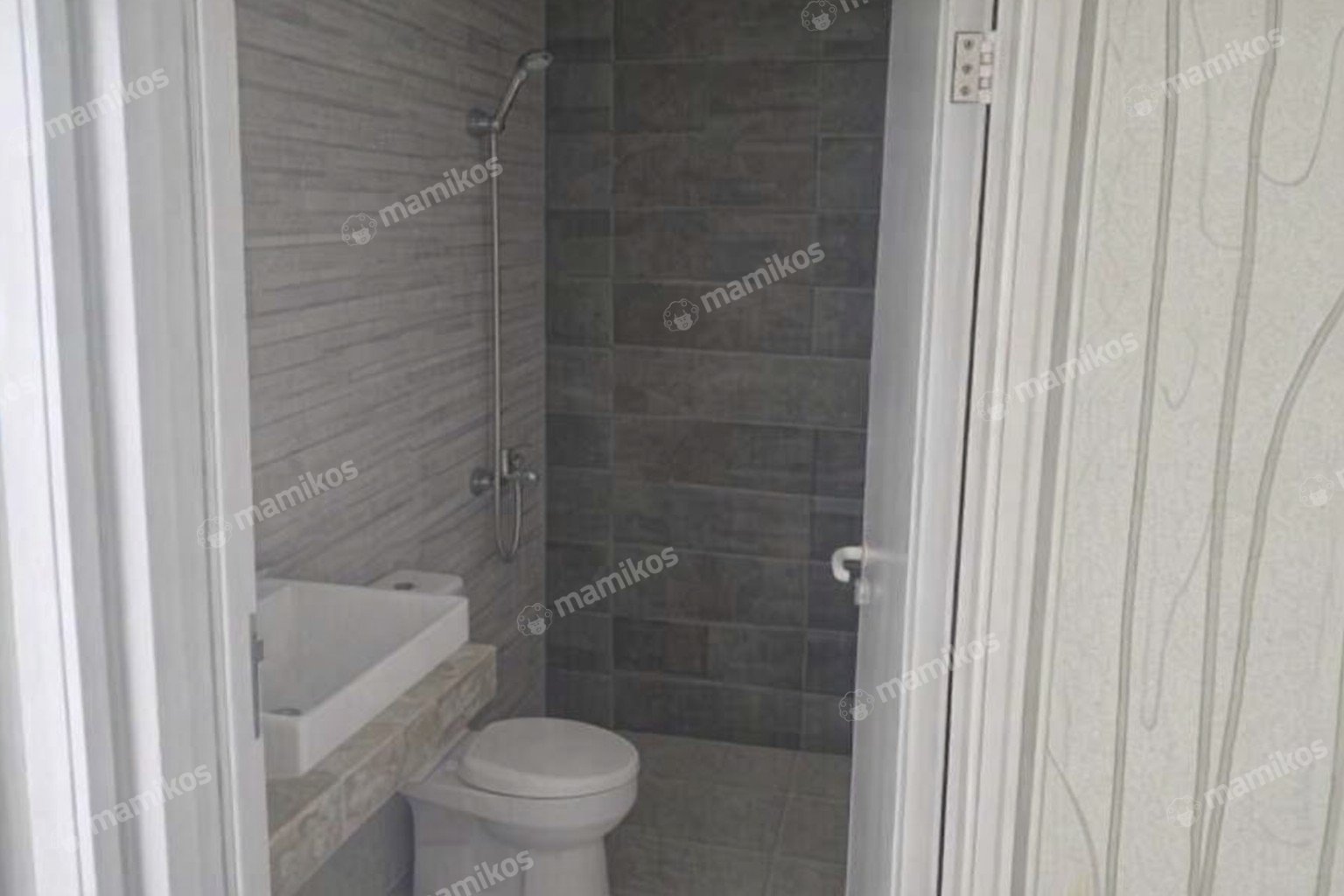 Rumah Sertifikat PPJB 3 Kamar Tidur 4 Kamar Mandi Cakung Jakarta Timur - Photo 3