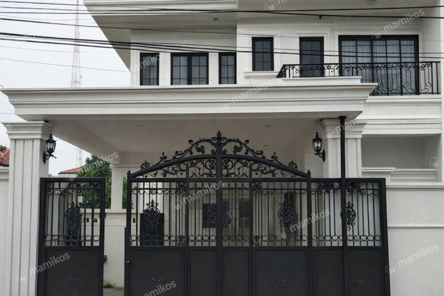 Rumah Sertifikat SHM 4 Kamar Tidur 4 Kamar Mandi Kav DKI Jakarta Barat