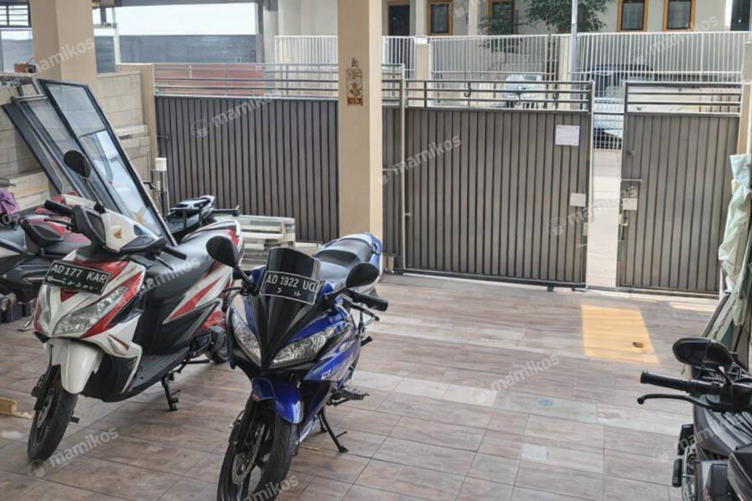 Rumah Sertifikat SHM 5 Kamar Tidur 5 Kamar Mandi Kelapa Gading Jakarta Utara
