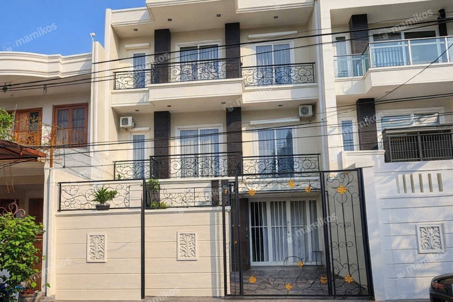 Rumah Sertifikat SHM 5 Kamar Tidur 3 Kamar Mandi Sunter Jakarta Utara