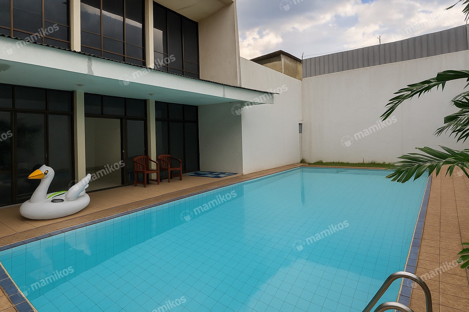 Rumah Sertifikat SHM 6 Kamar Tidur 5 Kamar Mandi Kemang Jakarta Selatan
