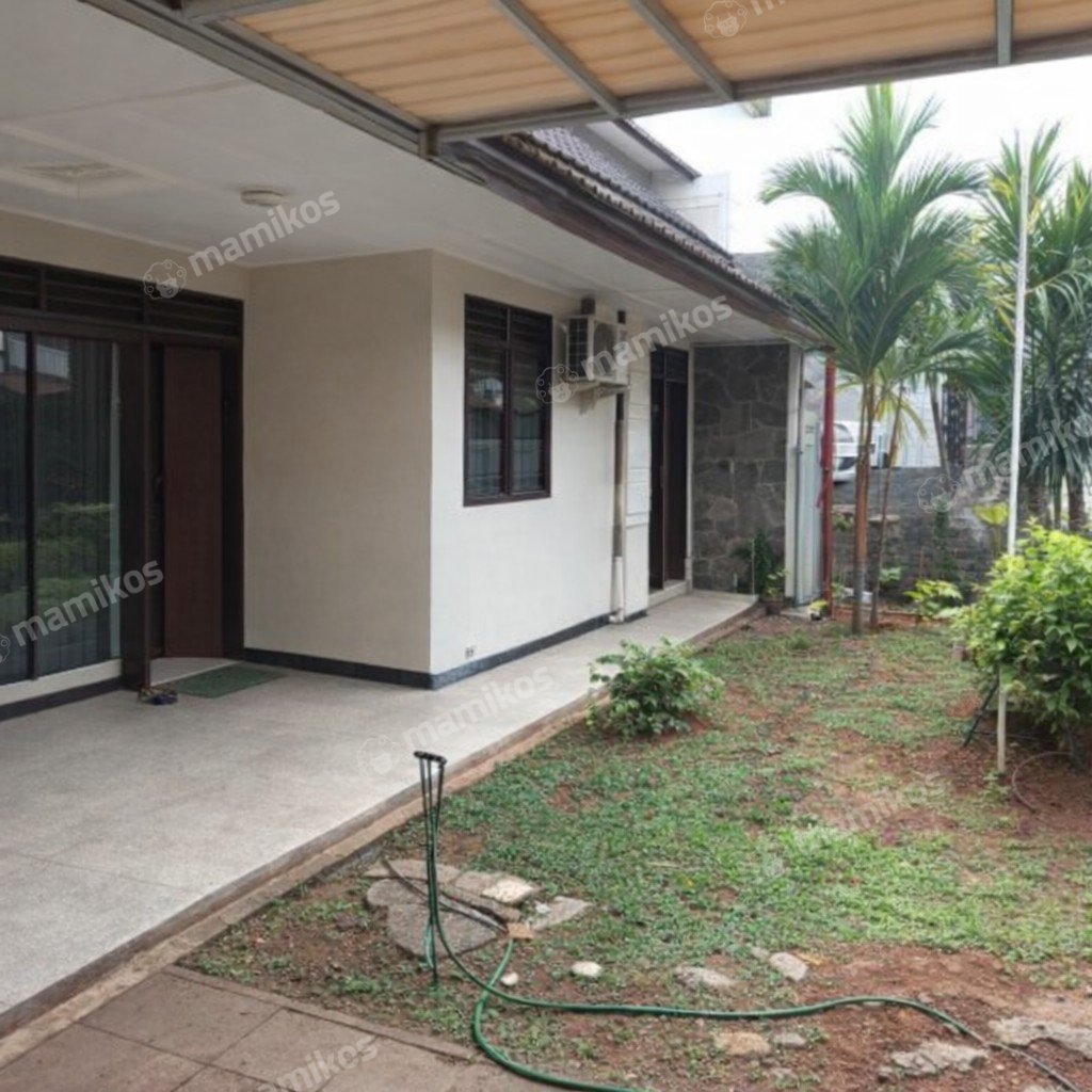 Rumah Sertifikat SHM 4 Kamar Tidur 2 Kamar Mandi Kebayoran Baru Jakarta Selatan - Photo 2