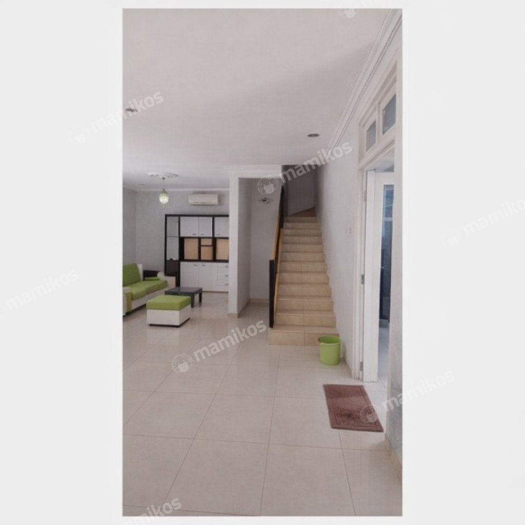 Rumah Sertifikat SHM 4 Kamar Tidur 3 Kamar Mandi Kota Wisata Jakarta Timur - Photo 3