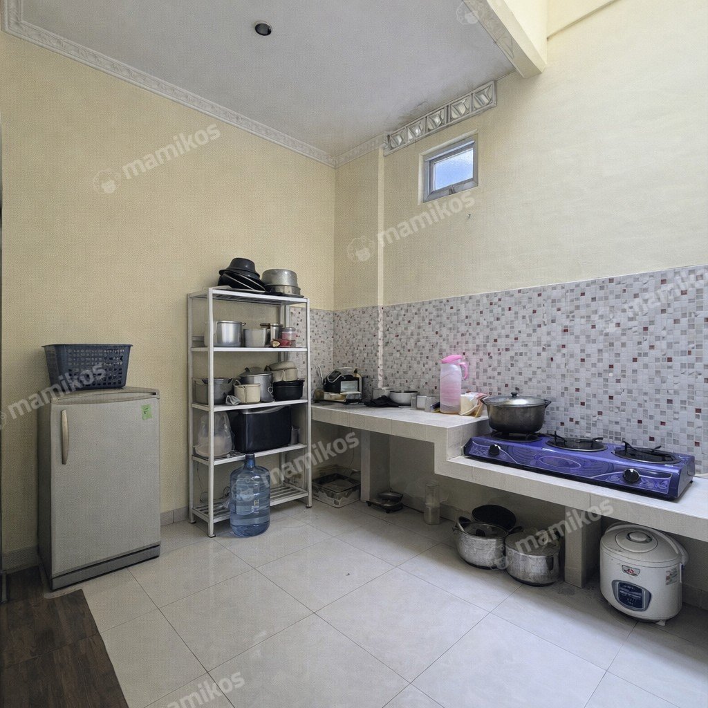 Rumah Sertifikat SHM 3 Kamar Tidur 2 Kamar Mandi Kramat Jati Jakarta Timur - Photo 5