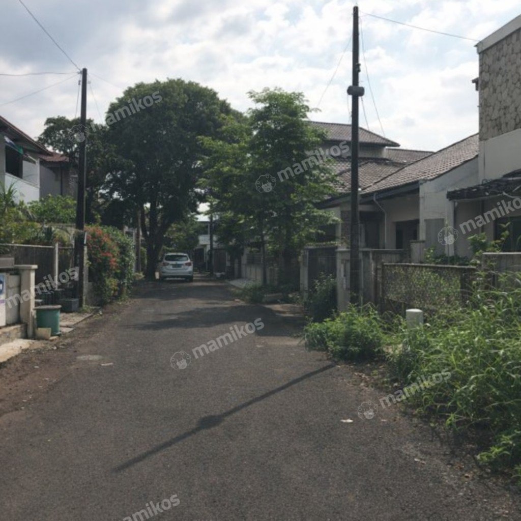 Rumah Sertifikat SHM 3 Kamar Tidur 2 Kamar Mandi Lebak Bulus Jakarta Selatan - Photo 3