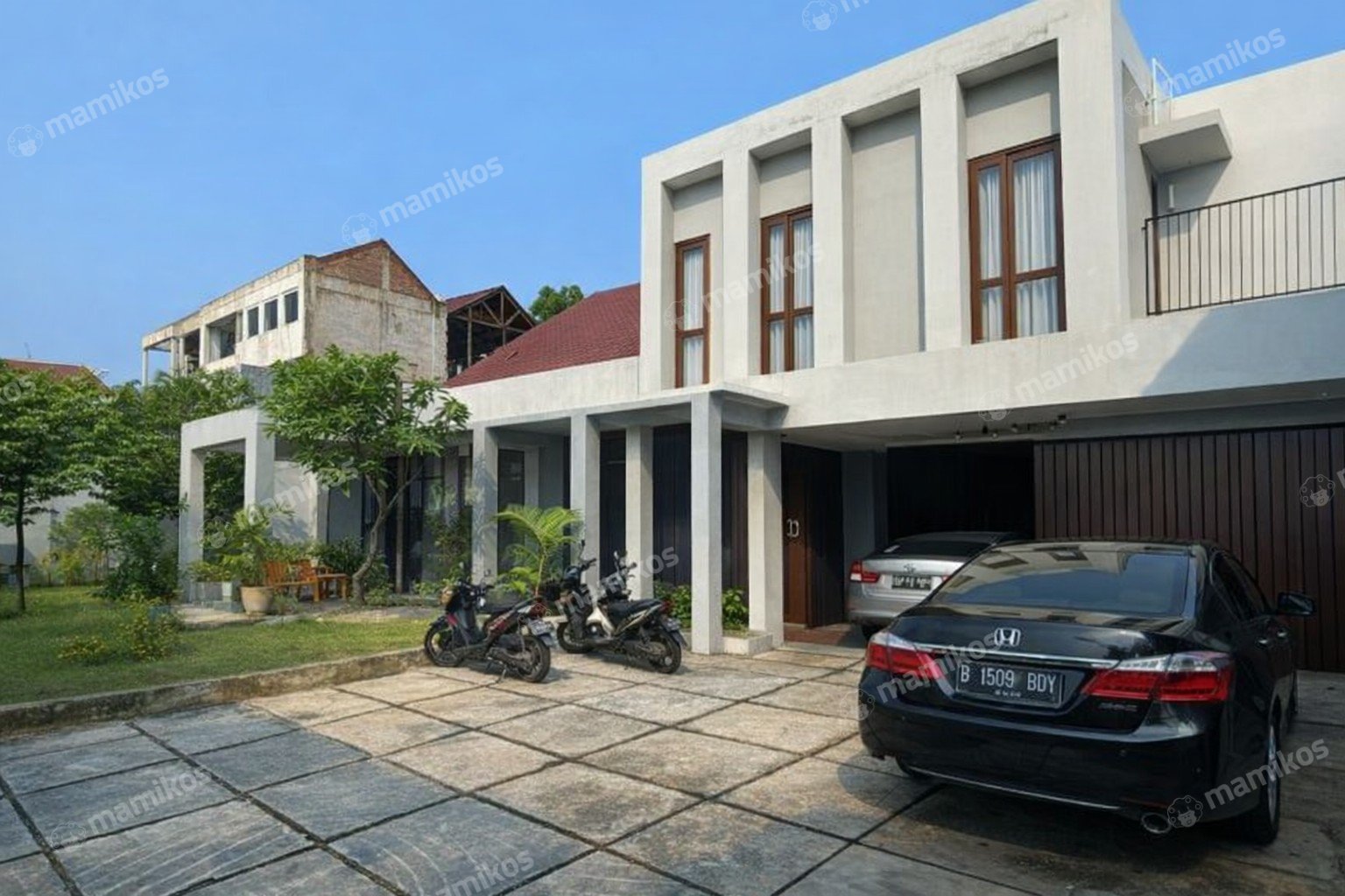 Rumah Sertifikat SHM 7 Kamar Tidur 11 Kamar Mandi Kebayoran Lama Jakarta Selatan