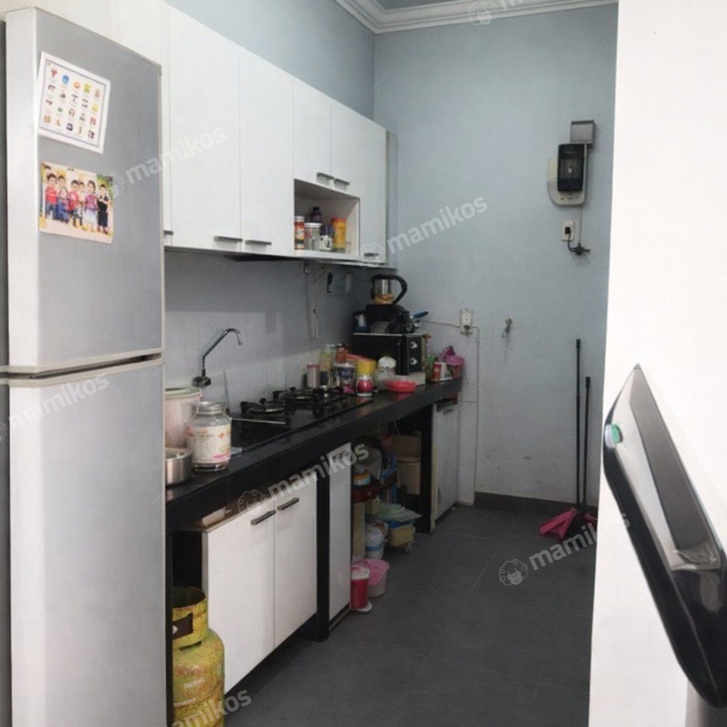 Rumah 4 Kamar Tidur 3 Kamar Mandi 2 Lantai Citra Grand Jakarta Timur - Photo 5