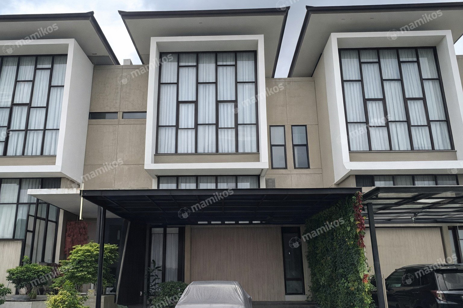 Rumah Sertifikat SHM 3 Kamar Tidur 4 Kamar Mandi Jakarta Garden City Jakarta Timur
